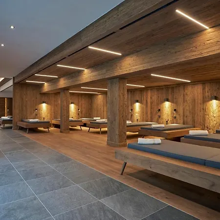 Hotell Traube Tonbach 5*