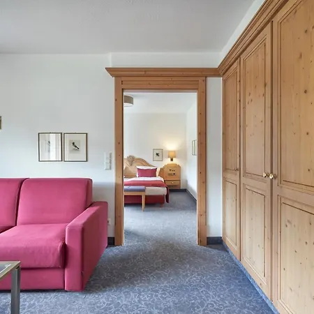מלון Traube Tonbach 5*